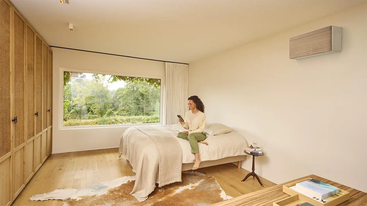 Daikin Stylish ilmalämpöpumppu makuuhuoneessa